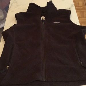 Patagonia black fleece vest, large.